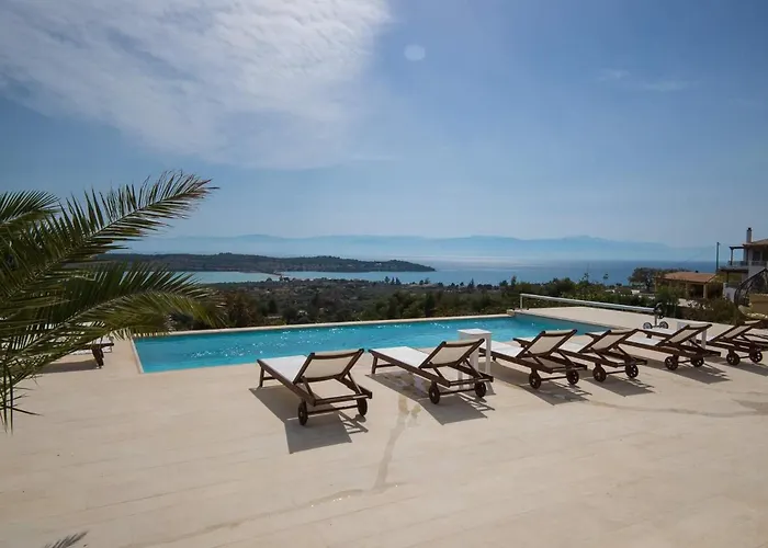 וילה Portoheli Terra & Mare Villas, Two Combined Rozaíika
