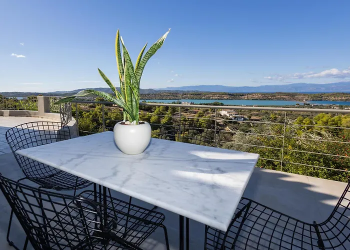 Βίλα Portoheli Terra & Mare Villas, Two Combined *